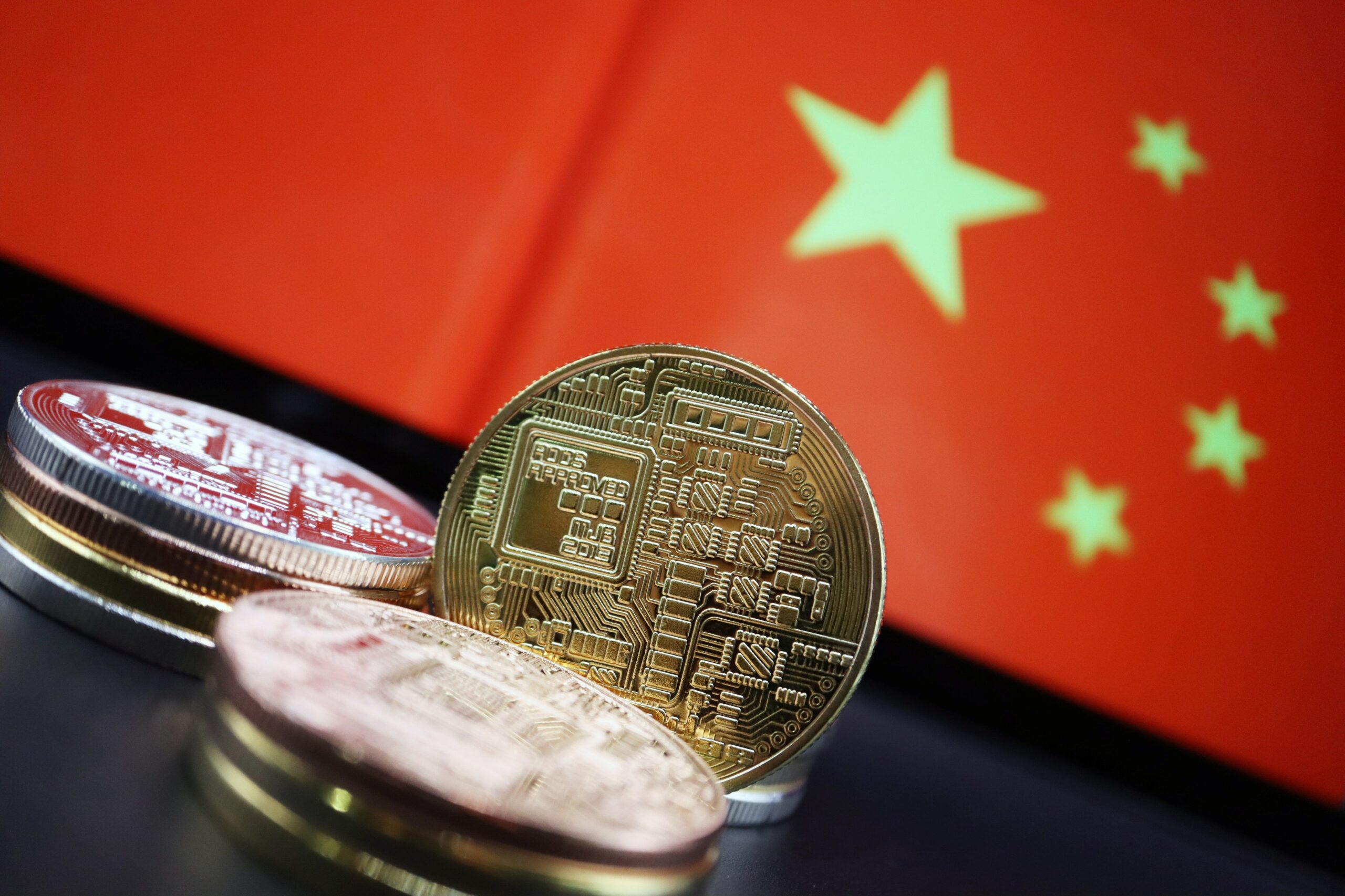 Cripto na Ásia: Coinbase investe na CoinDCX, Japão regula insider trading e Binance expande na Coreia do Sul