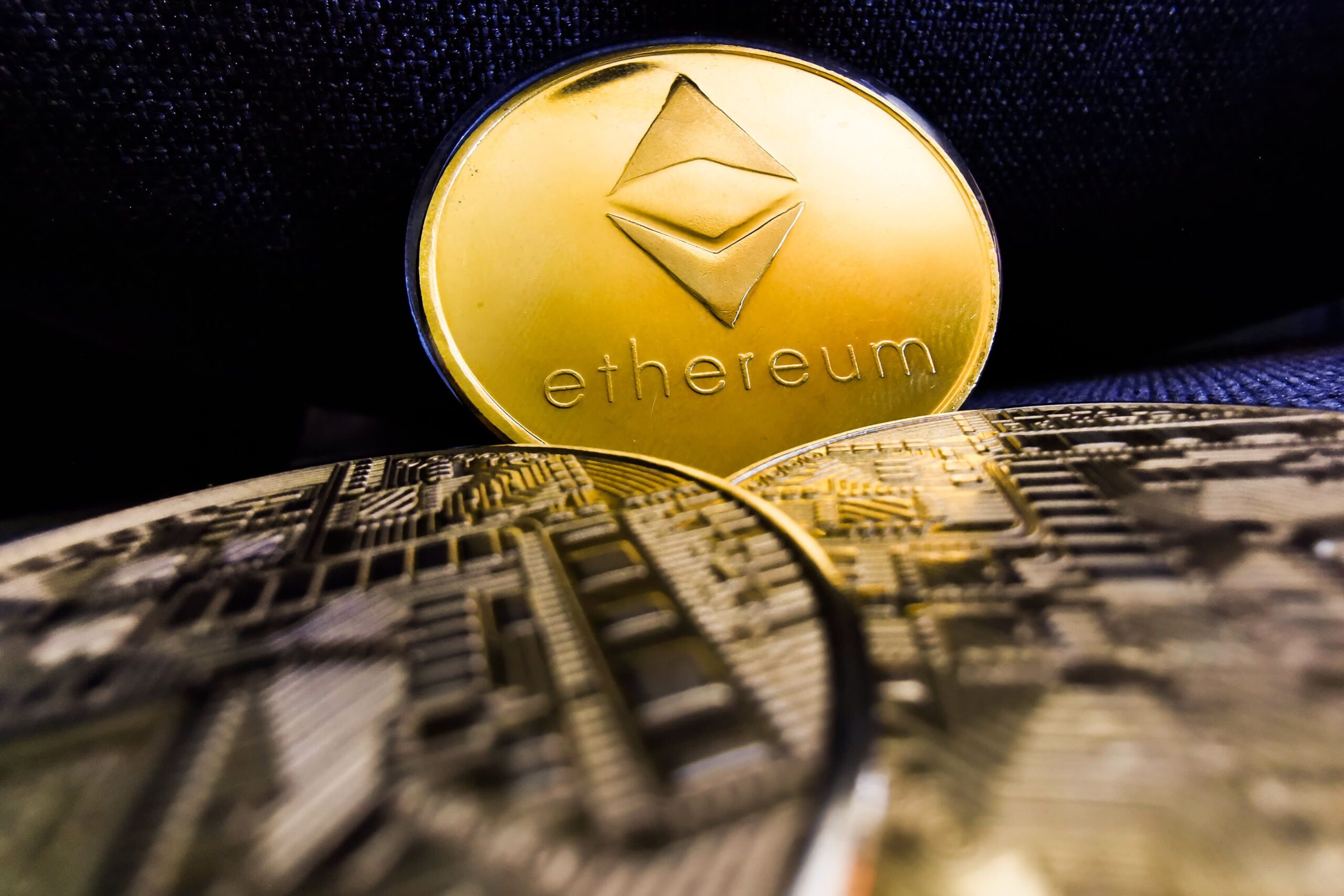 Ethereum Dispara no Q3: Institucionais e DeFi Impulsionam Máximas Históricas